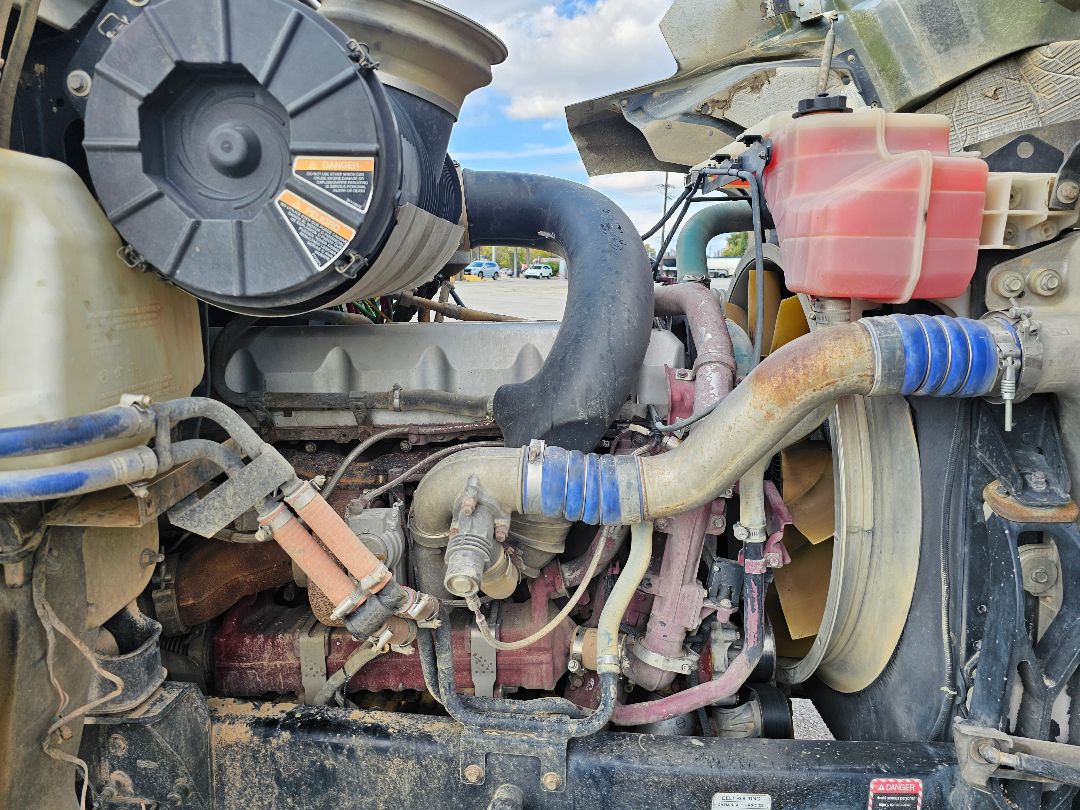 2010 MACK CHU613 Pinnacle - Image 14